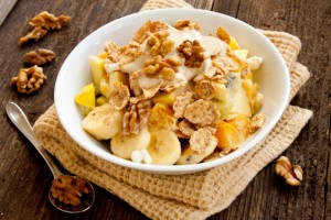 Banane-con-yogurt-e-noci